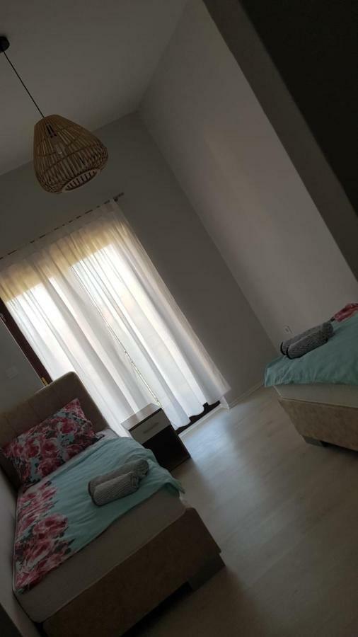 Апартаменты Apartman Cvitkovic Солине Экстерьер фото